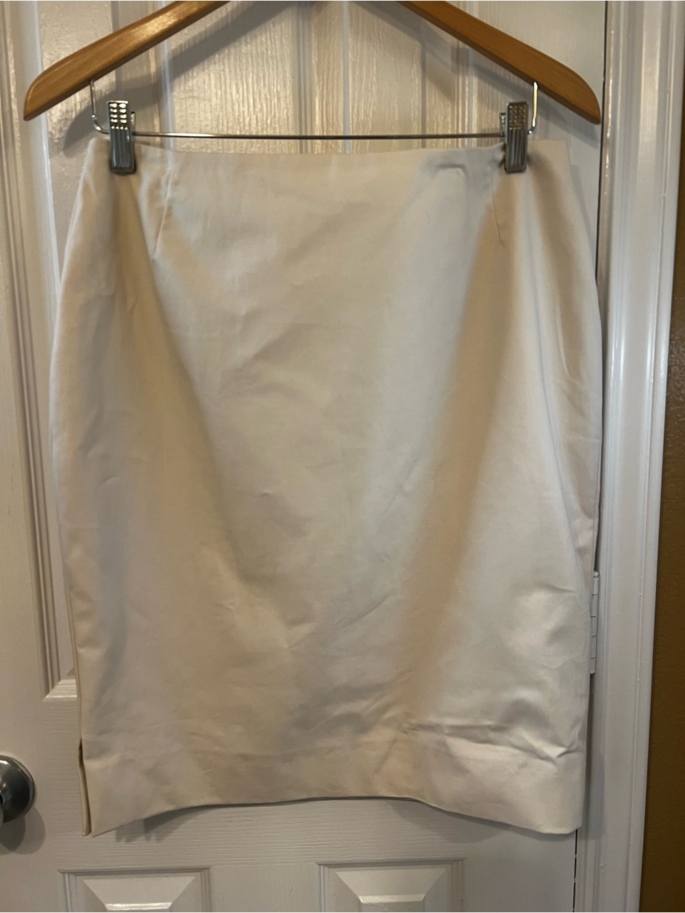 Lafayette 148 New York Cream Pencil Skirt, Size 12